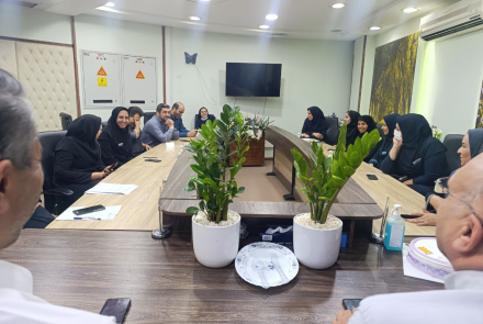 تبریک روز پزشک به ریاست و معاونت درمان بیمارستان ۹ دی