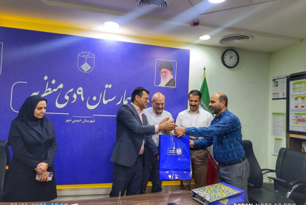 آئین تکریم و معارفه سرپرست منابع انسانی بیمارستان ۹ دی