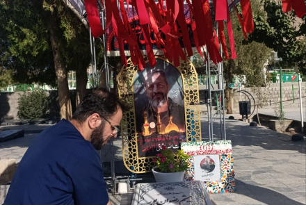 تجدید میثاق پرسنل بیمارستان ۹ دی با شهدا