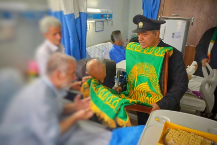 حضور خادمان آستان مقدس حرم مطهر امام رضا(علیه السلام) در بیمارستان ۹ دی 