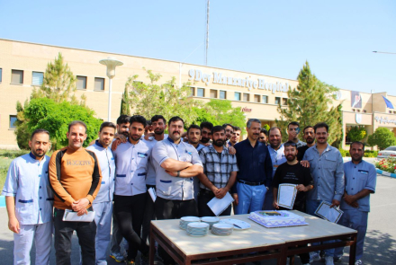 تجلیل از پرسنل محترم خدمات