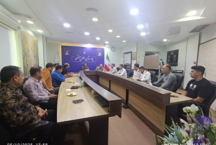تجلیل از پرسنل انتظامات بیمارستان ۹دی در هفته نیروی انتظامی